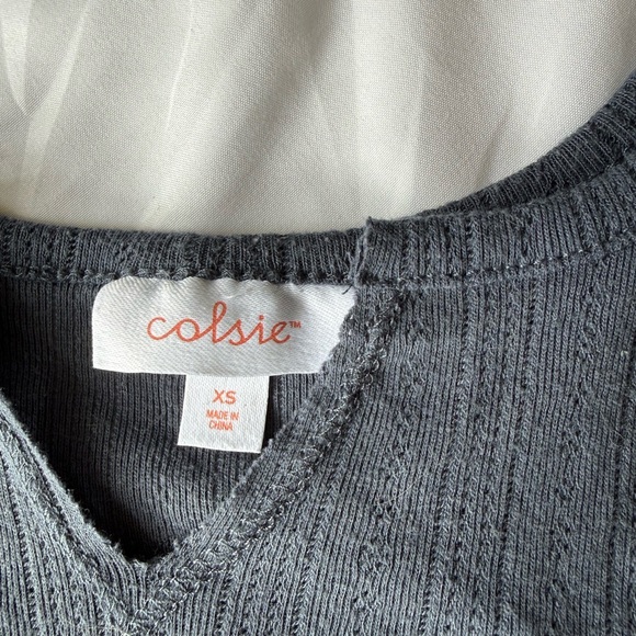 Colsie • Ribbed Two-Piece Cropped Pajama Set - Picture 4 of 6